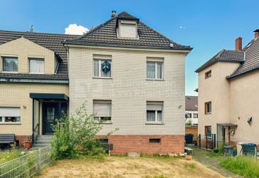Ihr neues Zuhause in Bonn: Flexibles Zweifamilienhaus mit Einfamilienhaus-Potenzial!