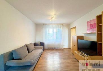 Möblierte 2-Zimmer-Wohnung mit Balkon in zentraler Lage