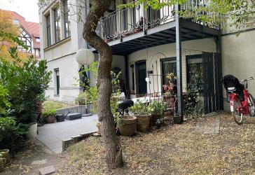 Charmante Wohnung mit Terrasse, Sondernutzungsrecht am Garten zwei Bädern und Stellplatz im beliebten Loschwitz!