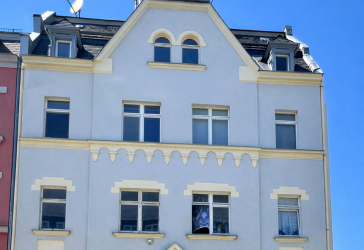 Mehrfamilienhaus teilweise vermietet mit Sanierungsbedarf