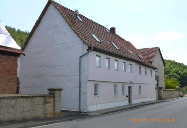 Haus mit Innenhof , Scheune , Werkstatt,Teilsaniert