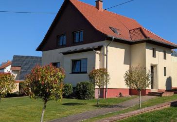 Ruhig gelegenes, großzügiges Einfamilienhaus mit großem Garten in Lebach-Falscheid