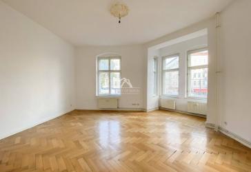 GEPFLEGTE 4 ZIMMER WOHNUNG IN ATTRAKTIVER KIEZ-LAGE | VORDERHAUS MIT BALKON | PROVISIONSFREI |