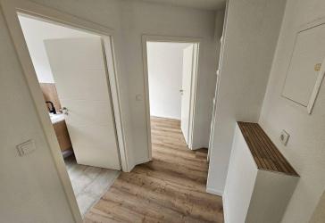 Stilvolle 2-Zimmer-Wohnung mit Regendusche, Badewanne & hochwertiger Ausstattung in Bernau