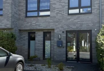Cloppenburg City: Charmantes Reihenmittelhaus mit Garten & Wohlfühlambiente