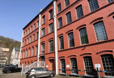 GEWERBEFLÄCHE MIT STIL MODERNISIERTE BÜRO- UND LAGERFLÄCHE IM DENKMAL - ZENTRAL GELEGEN