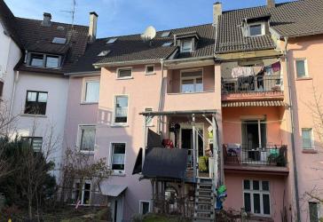 Gepflegtes Mehrfamilienhaus mit Mietsteigerungspotenzial