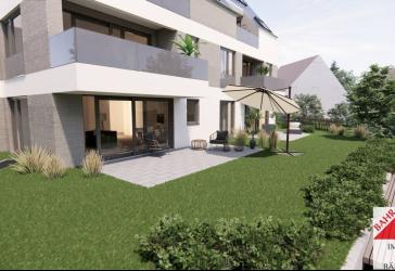 Viel Platz für die Familie: Großzügige 4-Zimmer-Erdgeschosswohnung mit zwei Bädern & Garten