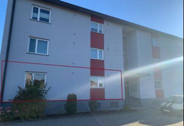 3-Zimmer-Eigentumswohnung im EG mit EBK, Balkon und PKW-Einzelgarage