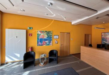 Zentral gelegenes Bürogebäude mit vielen Extras