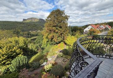 Exklusive Residenz mit Elbblick inmitten der 'Sächsischen Schweiz'