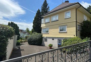 Einmaliges Anwesen am Fuße des Hohentwiel in Singen West - Naturidylle trifft Stadtnähe