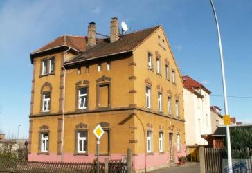 Teilsaniert und 2/3 vermietet