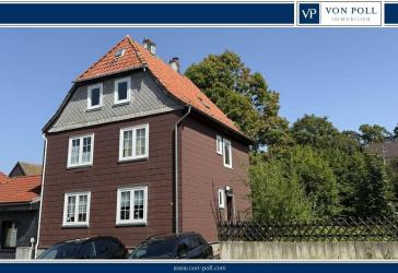 2-3 Familienhaus mit ca. 203 m² Wohnfläche und ca. 385 m² Grundstück im Zentrum von Zellerfeld
