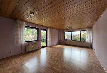 ZENTRUMSNAHE 3,5-ZIMMER-SOUTERRAINWOHNUNG MIT TERRASSE