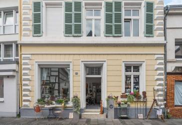 Engel & Völkers: Wohn- und Geschäftshaus im Herzen von Königswinter