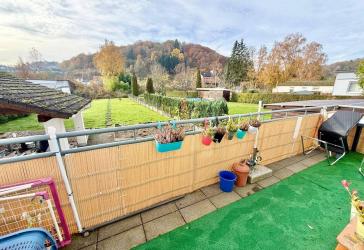 Top gepflegtes 2-Familienhaus in angenehmer Wohnlage