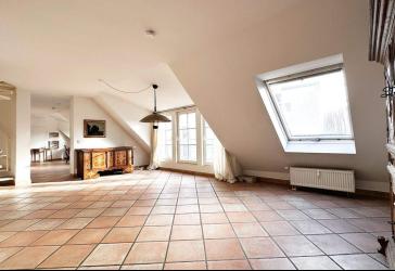 Wohnen auf 2 Ebenen - Wohnung im Herzen von 72458 Albstadt-Ebingen