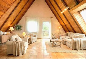 !!! Auch für Kapitalanleger: 121m² / 4,5 Zi. / 2 Bäder / EBK / Balkon / Gartennutzung / Garage !!!
