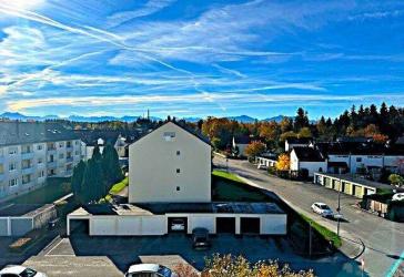 Helle 3-Zi.-Wohnung mit traumhaftem Weitblick u. Garage in Traunreut