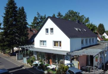 *Attraktives Mehrfamilienhaus mit Potenzial für 6 Wohneinheiten!*