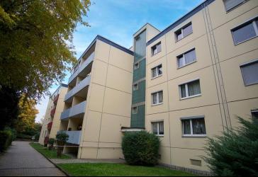 2020 fachmännisch kernsanierte 3-Zimmer-Eigentumswohnung mit West-Loggia