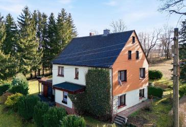 Historisches Einfamilienhaus mit großem Garten und viel Potenzial
