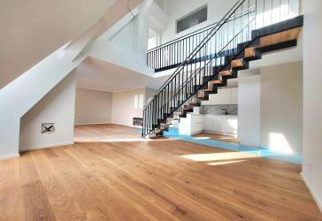 Hermann Immobilien: Maisonette Wohnung mit großem Raumgefühl!