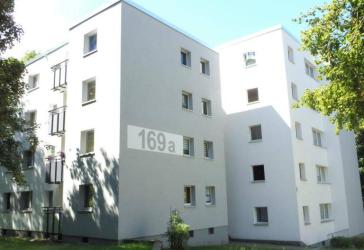 Anmieten und 500 EUR WM-Prämiengutschein sichern! Renovierte 3-Zimmer-Wohnung mit Balkon in Oberbarm
