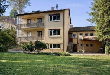 Heilbronn-Ost · 3-Familienhaus · begehrte Wohnlage · großes, uneinsehbarer Garten · Ausbaupotenzial