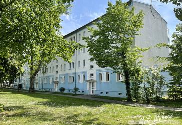 3-Raum-Wohnung mit Balkon zu vermieten!