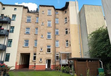 Großzügige 3-Zimmer-Dachgeschosswohnung mit Dachterrasse in Halle (Saale) - attraktive Kapitalanlage