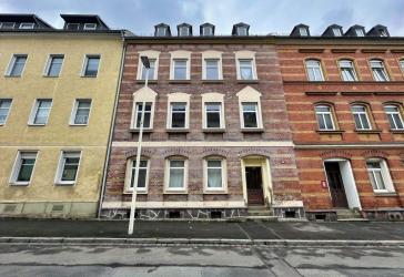 Käuferprovisionsfrei: 2 Mehrfamilienhäuser zur Vermietung von insg. 10 Einheiten
