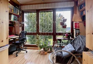 Mehrgenerationenhaus mit 2 Wohneinheiten & Garten