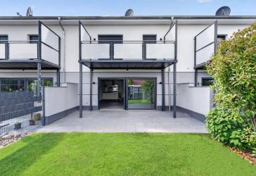 Modern wohnen in Velpke: Neuwertiges Reihenmittelhaus mit sofortiger Verfügbarkeit