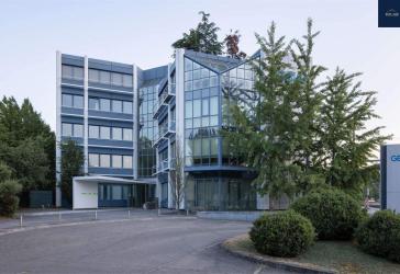 +Büroräume mit Aufzug/Terrasse in Stgt.-Bad Cannstatt+