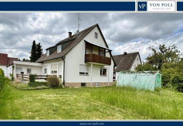 Angebotsverfahren: Großzügiges Grundstück mit Altbestand - attraktiv für Sanierung oder Neubau