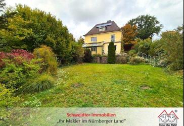 Repräsentative Altbauvilla auf über 1.200 m² großem Grundstück in Nürnberg-Reichelsdorf