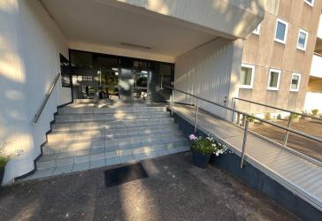 4- ZIMMER WOHNUNG GÜNSTIG ZU VERKAUFEN ALS KAPITALANLAGE ODER EIGENNUTZUNG ! !