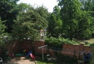 ~ 5 Zimmer Wohnung, gute Lage, guter Grundriss, Balkon, Einbauküche, Badewanne, Dusche ~