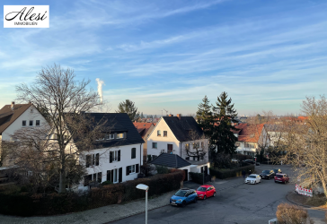 leerstehende 4-Zimmer Wohnung in schönster Lage von Stuttgart Bad-Cannstatt **Erbpacht**