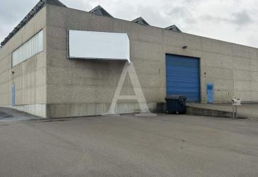 MULTIFUNKTIONALE HALLENFLÄCHEN IN MÖNCHENGLADBACH | MIETE | EBENERDIG | ANGERMANN NRW