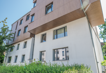 Kapitalanlage - Investition in eine vermietete modernisierte 2-Zimmer- ETW mit Sonnenbalkon