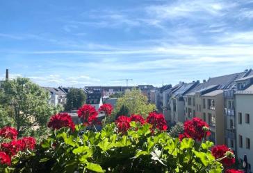 Zwei attraktive Kapitalanlagen im Herzen von Chemnitz – vermietete Dachgeschosswohnungen mit Balkon & Stellplatz