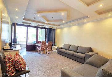 Vermietete 3-Zimmer-Wohnung mit Westloggia und Fahrstuhl nur 300 Meter vom Kudamm!