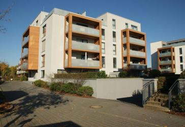 Zauberhafte 4-Zimmer-Whg. mit Süd-Loggia, ruhig und zentral