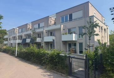 Urban und Grün! Townhouse mit Tiefgarage und kleinem Garten in beliebter Lage von Dresden-Pieschen
