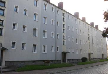 3 Raum-Wohnung mit Balkon