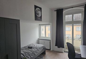 Letztes freies Zimmer! Moderne 3er-WG in Berlin-Siemensstadt - Perfekt für Siemens & BMW