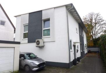 Moderne Doppelhaushälfte mit 4 Zimmern